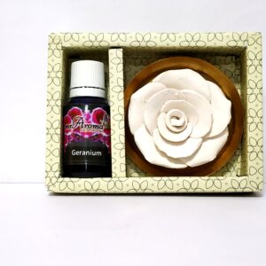 Flower Diffuser Gift Set with Geranium Vaporizer Oil By Mr. Aroma
