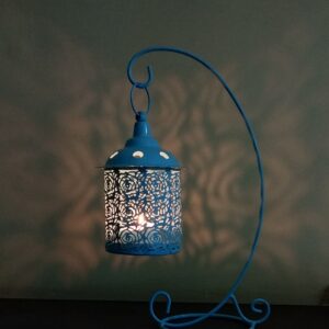 Mr. Aroma Iron Metal Flower Design Candle Holder Stand & Free Tealight Candles